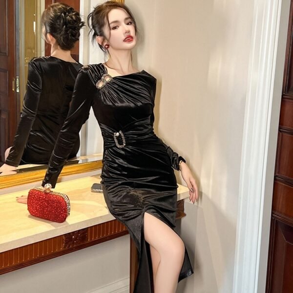Women's Hollow Split Velvet Dress - Image 3