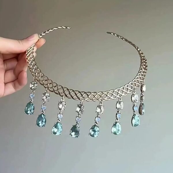 Blue Water Drop Zircon Collar Women's Fashion - Image 4