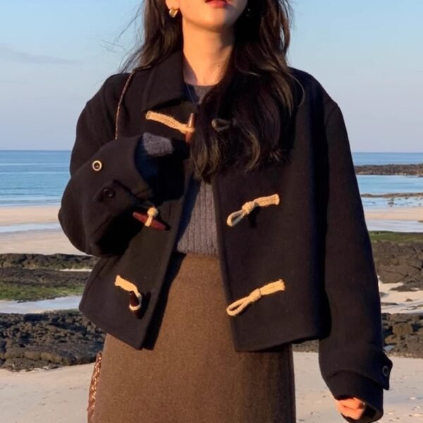 Retro Elegant Lapel Horn Button Woolen Coat - Image 5