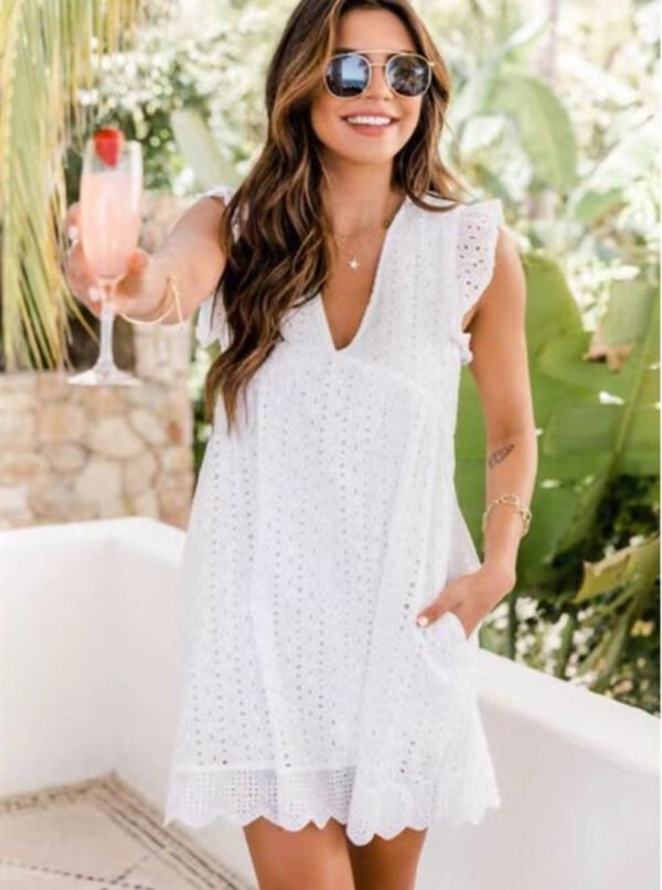 Lace Dresses With Pocket Summer Sleeveless Jacquard Cutout V-Neck Beach Dress - Image 4