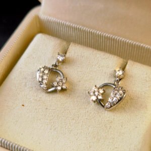 Zircon Stud Earrings Inlaid With Flower Cutout Love Women