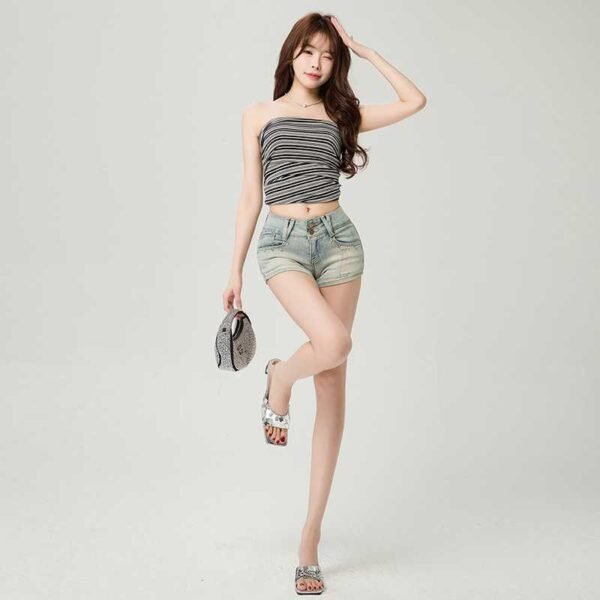 American Retro Hot Girl Rivet Denim Shorts - Image 3