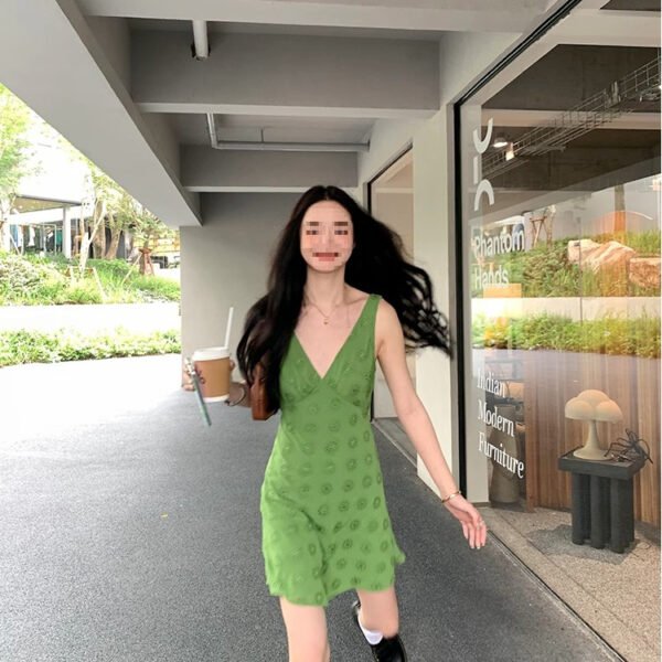 V-neck Waist-controlled Slimming Vest A- Line Skirt - Image 2