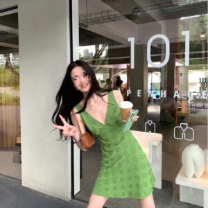 V-neck Waist-controlled Slimming Vest A- Line Skirt