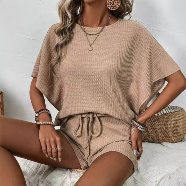 Women's New Short Sleeve Suit Women's Batwing Shirt Shorts - Image 4