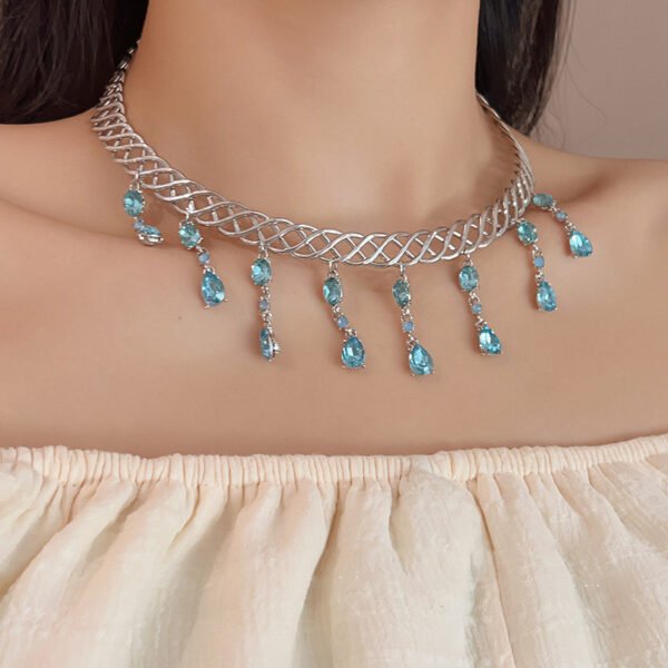Blue Water Drop Zircon Collar Women's Fashion - Image 3