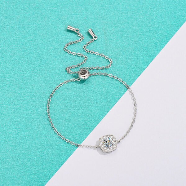 Women's Fashion Simple Moissanite Hairui Bracelet - Image 3