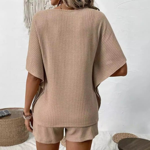 Women's New Short Sleeve Suit Women's Batwing Shirt Shorts - Image 3