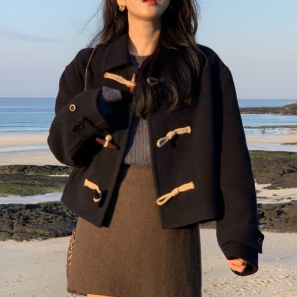Retro Elegant Lapel Horn Button Woolen Coat - Image 2