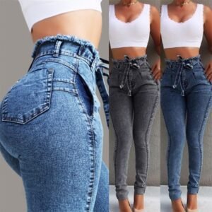 Fringed bottom style jeans